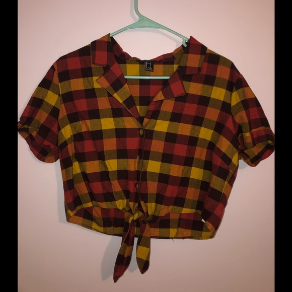 Cropped Flannel - Picture 1 of 1